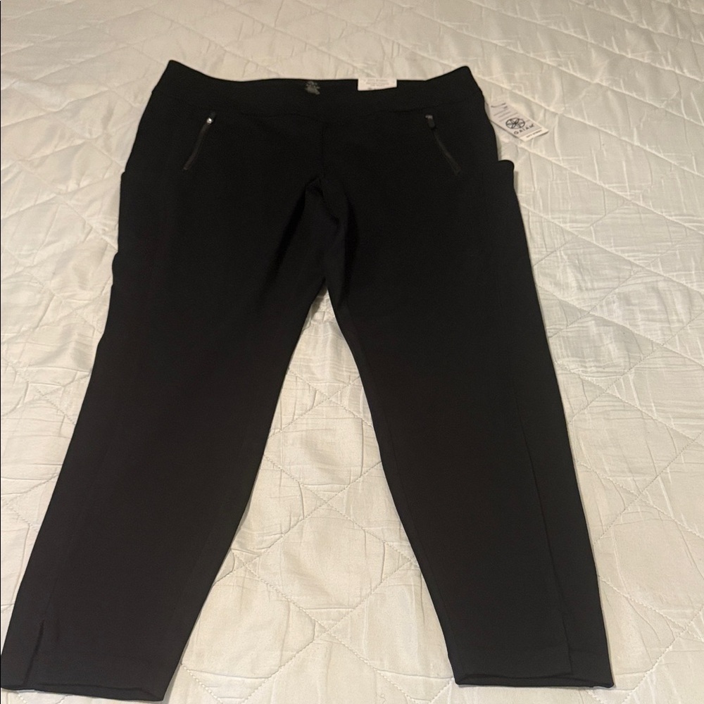 Gaiam City Street Metro Ponte Zip Pant NWT